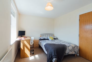 4 bed house, Goldfinch Close, City Centre, Loughborough, LE113HG - Image 9