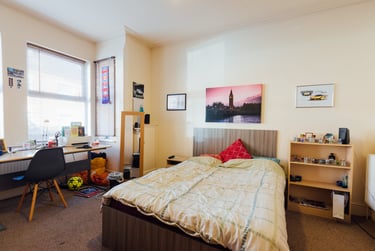 3 bed house, Leopold Street, City Centre, Loughborough, LE115DN - Image 2