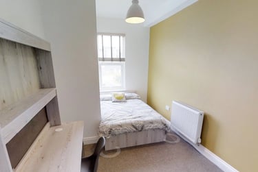 5 bed house, Derby Road, City Centre, Loughborough, LE115BX - Image 2