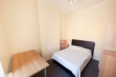 4 bed house, Ashby square, City Centre, Loughborough, LE115AA - Image 6