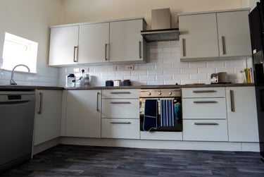 6 bed house, Gildart Street, Low Hill, Liverpool, L38ET - Image 1