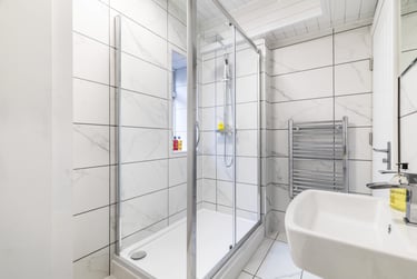 5 bed house, Queens Road, Hyde Park, Leeds, LS61HY - Image 12