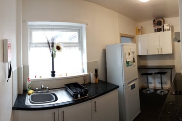 2 bed house, Sculcoates Lane, Newland, Hull, HU51DN - Image 1