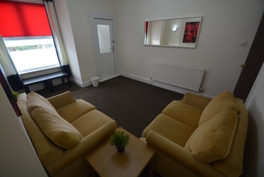 4 bed house, Burchett Terrace, Rampart Road, Leeds, LS62LR - Image 10