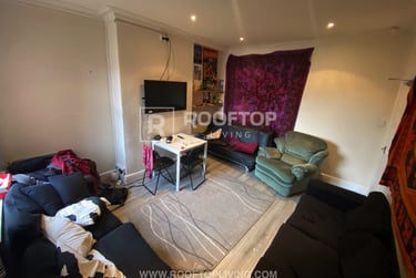 8 bed house, Hessle Place, Hyde Park, Leeds, LS61EU - Image 4