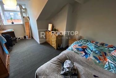 6 bed house, Welton Mount, Hyde Park, Leeds, LS61ET - Image 4