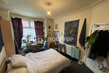 6 bed house, Welton Mount, Hyde Park, Leeds, LS61ET - Image 10