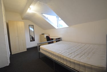 3 bed house, Brudenell Grove, Hyde Park, Leeds, LS61HR - Image 4