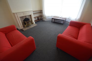 4 bed house, St. Annes Road, Headingley, Leeds, LS63NY - Image 1