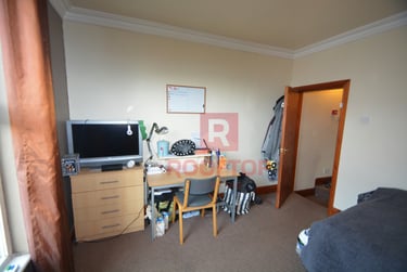 5 bed house, Norwood Place, Hyde Park, Leeds, LS61DY - Image 4