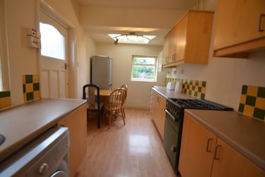 3 bed house, St. Annes Road, Headingley, Leeds, LS63NX - Image 3
