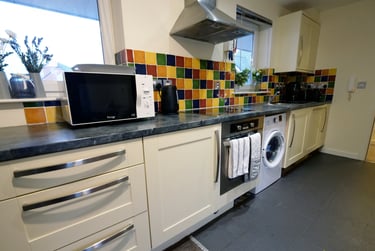 4 Bed Apartment at Hassells Bridge Apartments, 3 Hassell Street, City Centre, Newcastle under Lyme, ST51BF - Image 9