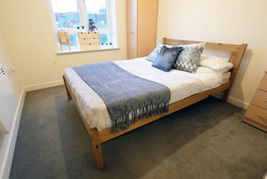 4 Bed Apartment at Hassells Bridge Apartments, 3 Hassell Street, City Centre, Newcastle under Lyme, ST51BF - Image 6