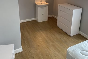 5 bed house, Delph Mount, Rampart Road, Leeds, LS62HS - Image 7