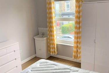 5 bed house, Delph Mount, Rampart Road, Leeds, LS62HS - Image 14