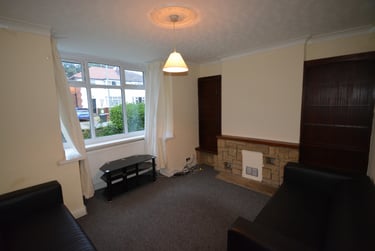 3 bed house, Springbank Crescent, Headingley, Leeds, LS61AB - Image 1