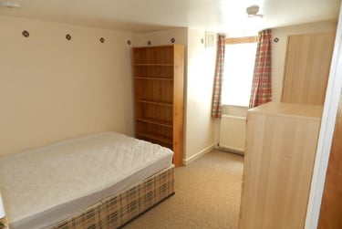 4 bed house, Haddon Place, Burley, Leeds, LS42JU - Image 14