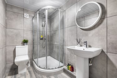 2 bed house, Queens Road, Hyde Park, Leeds, LS61HY - Image 4