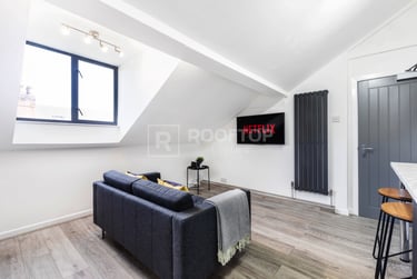 2 bed house, Queens Road, Hyde Park, Leeds, LS61HY - Image 10