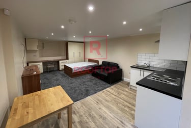 1 bed house, Back Brudenell Grove, Headingley, Leeds, LS61FS - Image 1