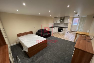 1 bed house, Back Brudenell Grove, Headingley, Leeds, LS61FS - Image 2