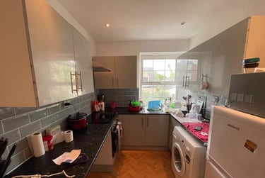 2 bed house, Otley Road, Headingley, Leeds, LS64BA - Image 3