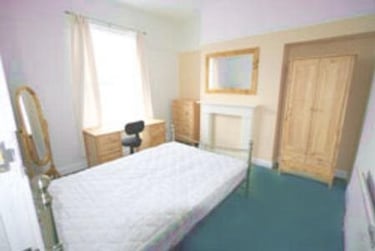 4 bed house, Grafton Street, Newland, Hull, HU52NP - Image 1