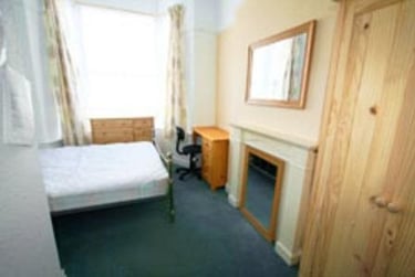 4 bed house, Grafton Street, Newland, Hull, HU52NP - Image 2
