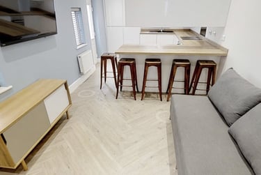 5 bed house, Vermont Street, Newland, Hull, HU51NG - Image 2