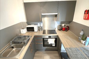 Luxury Studio at Charles Morton Court, 37-43 Green Lanes, Newington Green, London, N169BS - Image 5