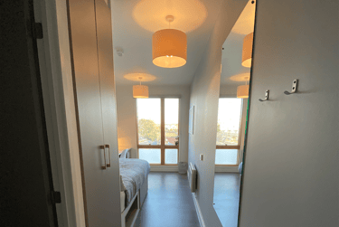 Premier Ensuite at Charles Morton Court, 37-43 Green Lanes, Newington Green, London, N169BS - Image 5