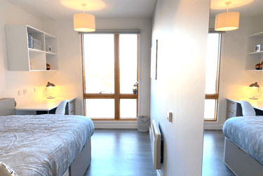 Premier Ensuite Plus at Charles Morton Court, 37-43 Green Lanes, Newington Green, London, N169BS - Image 2