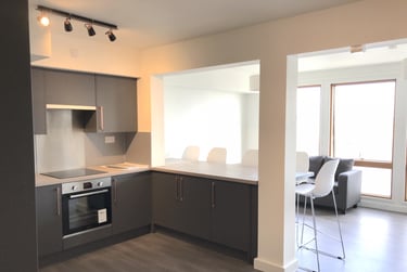 Premier Ensuite Plus at Charles Morton Court, 37-43 Green Lanes, Newington Green, London, N169BS - Image 5