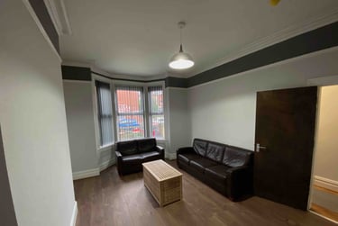 2 bed house, Brudenell Grove, Hyde Park, Leeds, LS61HP - Image 10