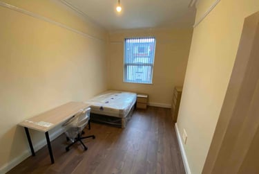2 bed house, Brudenell Grove, Hyde Park, Leeds, LS61HP - Image 13