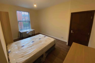 2 bed house, Brudenell Grove, Hyde Park, Leeds, LS61HP - Image 6
