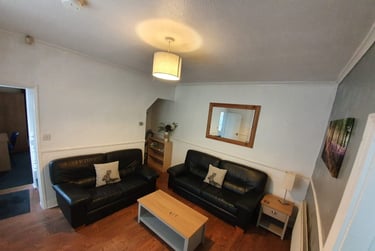 4 bed house, Haworth Street, Newland, Hull, HU67RG - Image 2