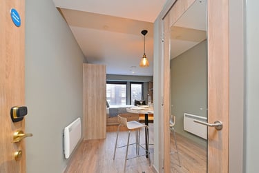 Deluxe Studio at Fontenoy Apartments, Fontenoy Street, City Centre, Liverpool, L32BE - Image 4