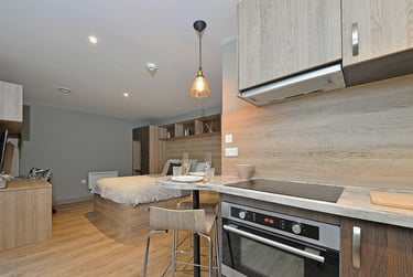 Luxury Studio at Fontenoy Apartments, Fontenoy Street, City Centre, Liverpool, L32BE - Image 2