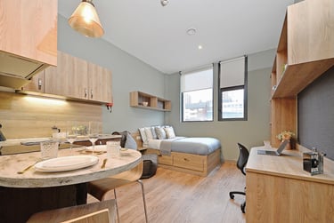 Premium Studio at Fontenoy Apartments, Fontenoy Street, City Centre, Liverpool, L32BE - Image 2
