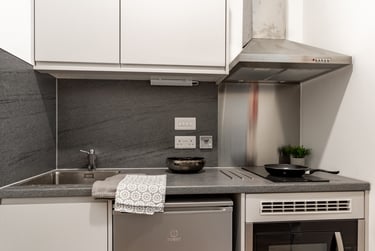 Premium Accessible Studio at Straits Village, 123 Huntingdon Street, The Old Meadows, Nottingham, NG13NG - Image 9