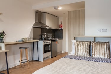 Premium Studio at Straits Village, 123 Huntingdon Street, The Old Meadows, Nottingham, NG13NG - Image 1