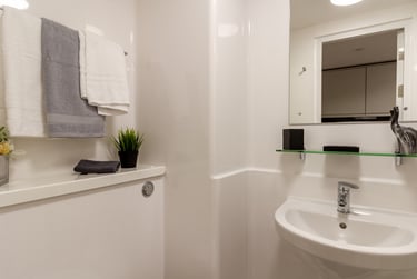 Premium Studio at Straits Village, 123 Huntingdon Street, The Old Meadows, Nottingham, NG13NG - Image 5