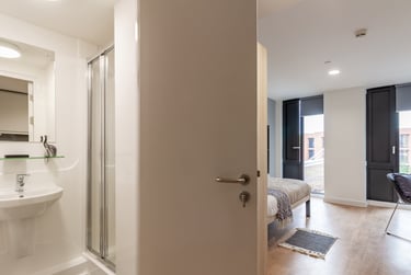 Premium Studio at Straits Village, 123 Huntingdon Street, The Old Meadows, Nottingham, NG13NG - Image 7