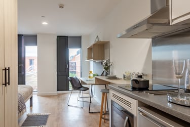 Premium Studio at Straits Village, 123 Huntingdon Street, The Old Meadows, Nottingham, NG13NG - Image 9
