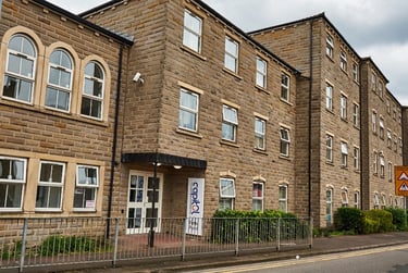 Classic Plus En-suite at Firth Point, 100 Firth Street, City Centre, Huddersfield, HD13BQ - Image 8