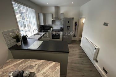 1 bed house, Otley Road, Headingley, Leeds, LS64BA - Image 3