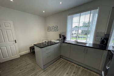 1 bed house, Otley Road, Headingley, Leeds, LS64BA - Image 8