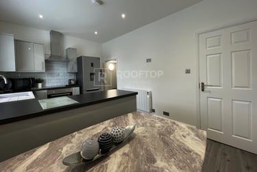 1 bed house, Otley Road, Headingley, Leeds, LS64BA - Image 9