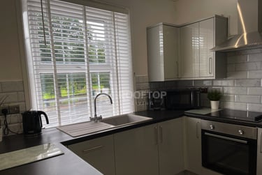 1 bed house, Otley Road, Headingley, Leeds, LS64BA - Image 2